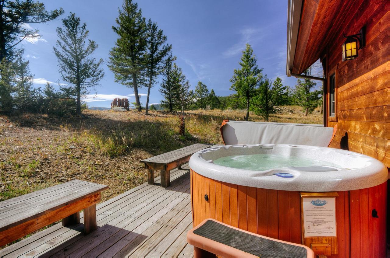 Antler Ridge Lodge Big Sky Exterior photo
