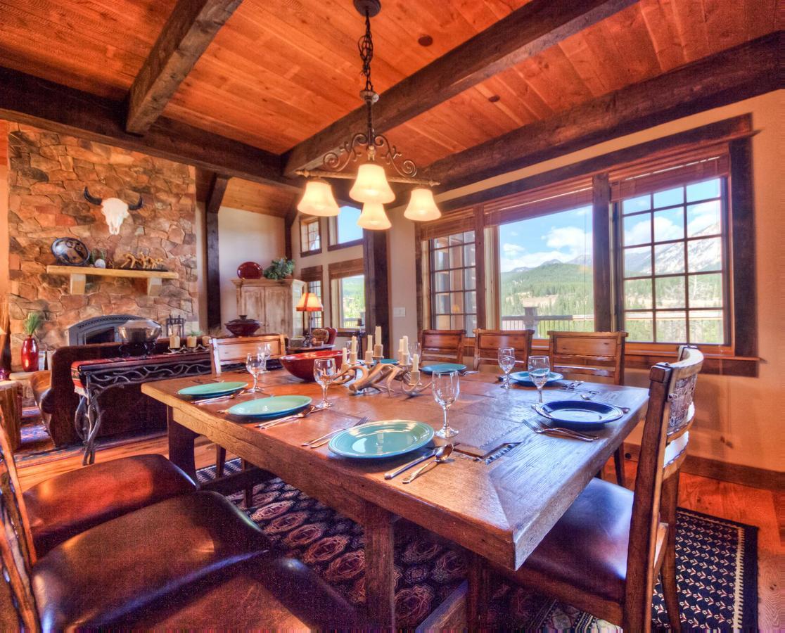 Antler Ridge Lodge Big Sky Exterior photo